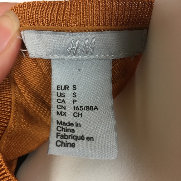 Rustic orange top with shoulder frills - Picture 2 of 2